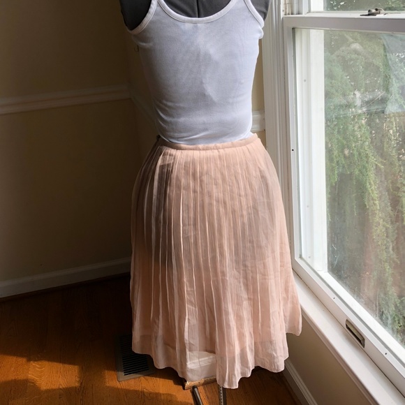 Unworn, Rare! Silk pale pink pleated midi skirt - Picture 6 of 7